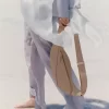 Neyu Edition  Smooth Taupe