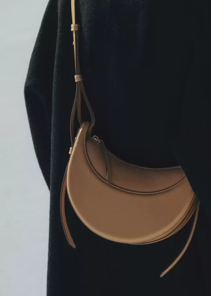 Numéro Dix Edition  Smooth Ocher