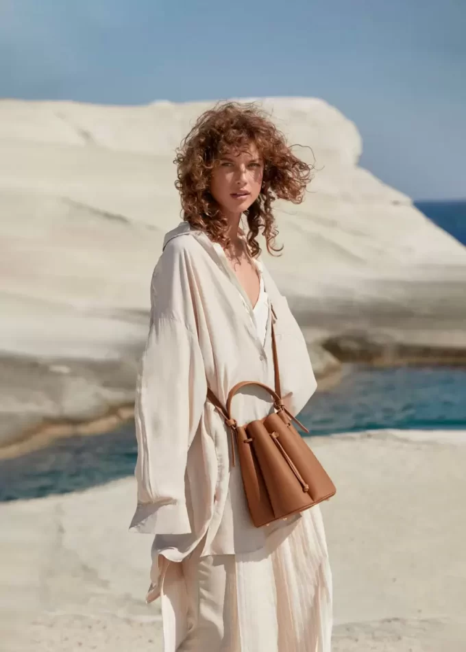 Numéro Huit Edition  Textured Camel