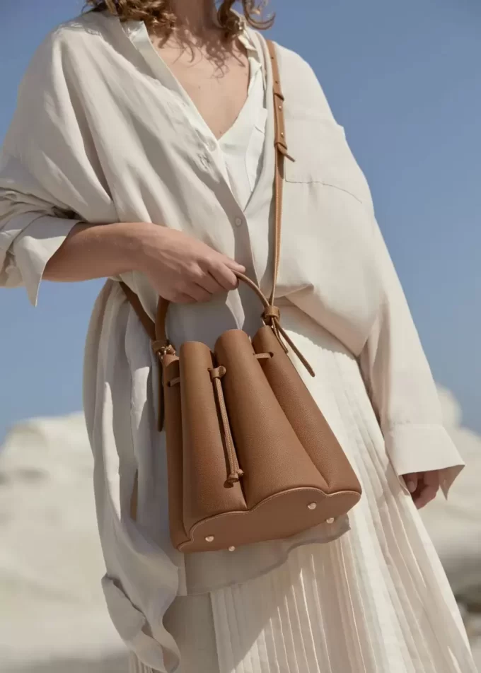 Numéro Huit Edition  Textured Camel