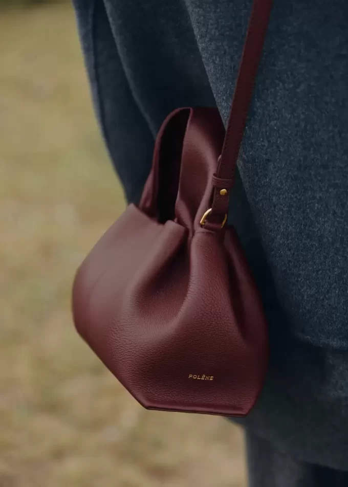 Numéro Neuf Mini Edition Textured Black Cherry Numéro Neuf Mini Edition Textured Black Cherry