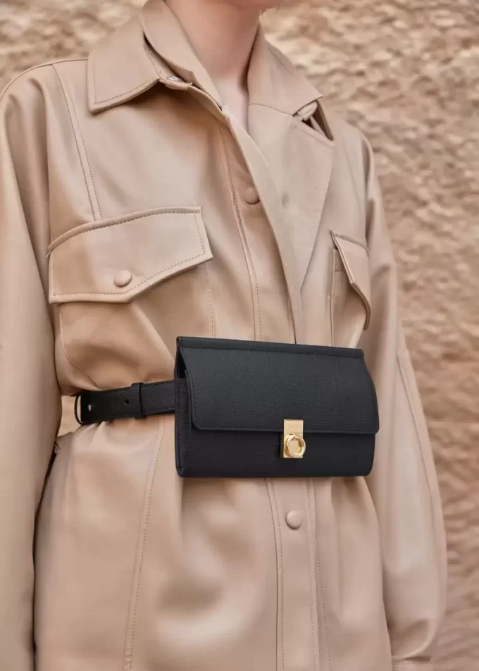 Numéro Sept Belt Edition  Textured Black
